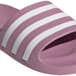 Adidas Adilette Aqua Slides Women, beige -Natation Femme Soldes adidas adilette aqua slides women cherry metalic footwear white cherry metalic 6