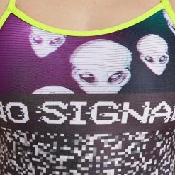 Arena Crazy Arena Placement Lace Back Swimsuit Women, noir/Multicolore 13 Arena Crazy Arena Placement Lace Back Swimsuit Women, noir/Multicolore -Natation Femme Soldes arena crazy arena placement lace back swimsuit women black soft green 6