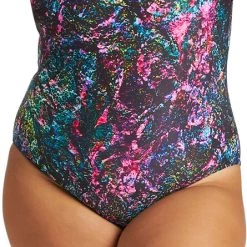 Arena Mountains Texture Light Drop Back Swimsuit Plus Women, noir/Multicolore 12 Arena Mountains Texture Light Drop Back Swimsuit Plus Women, noir/Multicolore -Natation Femme Soldes arena mountains texture light drop back swimsuit plus women freak rose multi 5