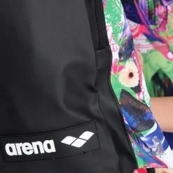 Arena Team Sack Allover, noir/Multicolore -Natation Femme Soldes arena team sack allover crazy fantasy skull 6 1