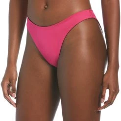 Nike Swim Color Block Reversible Sling Bikini Top Women, noir/rose 8 Nike Swim Color Block Reversible Sling Bikini Top Women, noir/rose -Natation Femme Soldes nike swim color block reversible sling bikini top women black 3