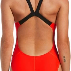 Nike Swim Logo Tape Fastback One Piece Swimsuit Women, noir 5 Nike Swim Logo Tape Fastback One Piece Swimsuit Women, noir -Natation Femme Soldes nike swim logo tape fastback one piece swimsuit women bright crimson 2