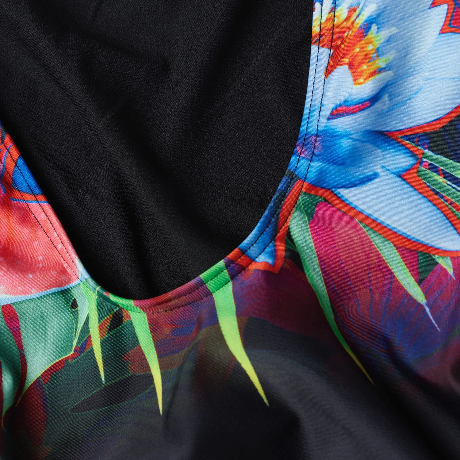 Speedo Digital Placement U-Back Swimsuit Women, noir/Multicolore 5 Speedo Digital Placement U-Back Swimsuit Women, noir/Multicolore – Image 3